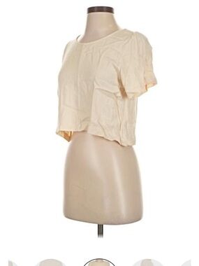 Ali Golden Cream Short-Sleeve Cropped Top - Women size Medium